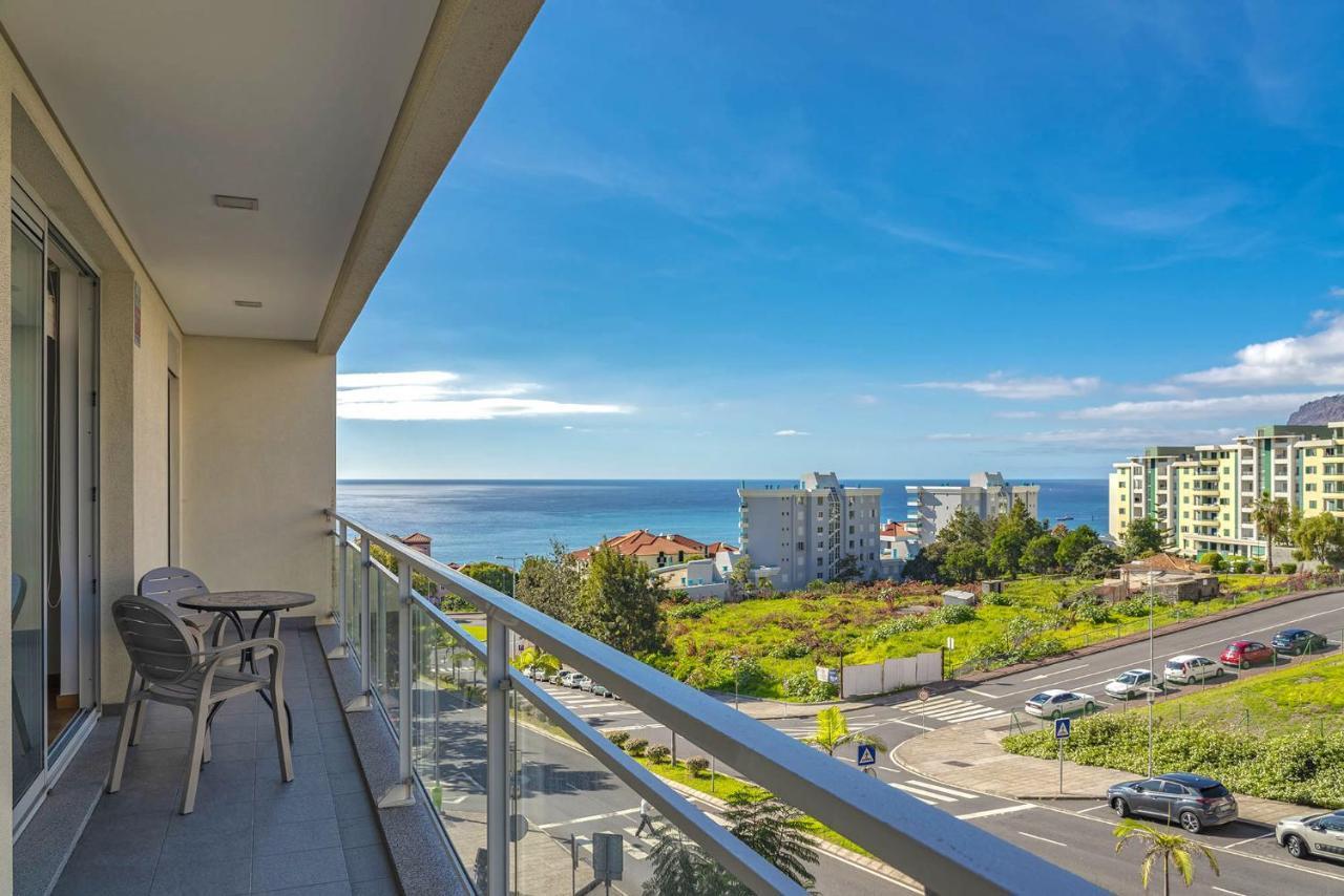 Blue Sky Apartment With Pool By Hr Madeira Funchal  Luaran gambar